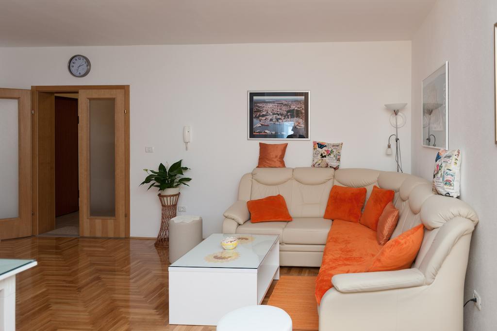 Apartment Marija Задар Стая снимка